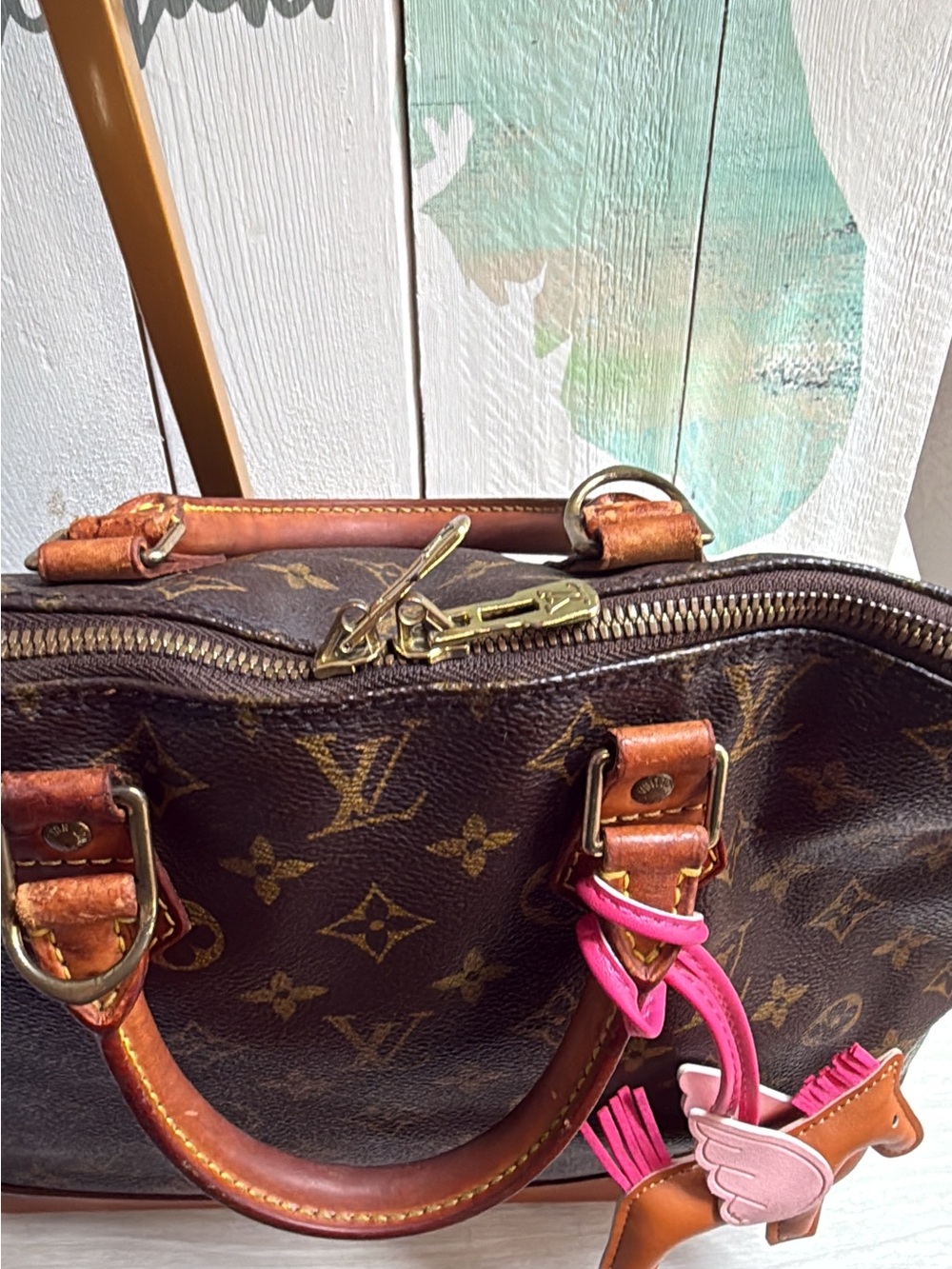 Vintage loved Louis Vuitton Alma and wallet set all
For one price !! - Picture 13 of 16
